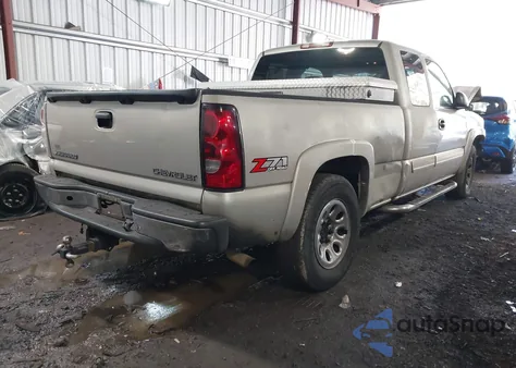 2005 Chevrolet Silverado 1500 Z71 from USA, damaged, VIN 1GCEK19B65E285291